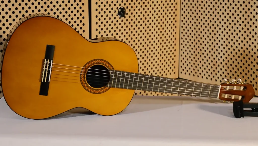 Cuidado y mantenimiento de guitarra acústica