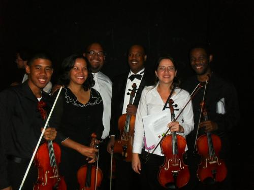 Fila de violas Jamaica- OEA