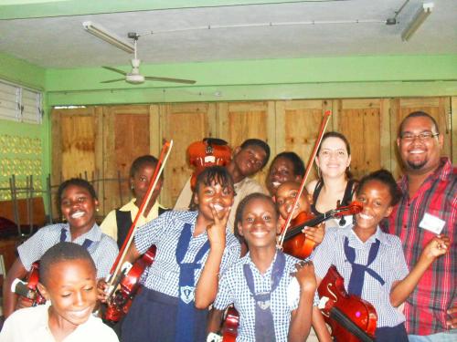 NNJA Jamaica- Talleres de formación musical tallerista Ma del Ro Osorio