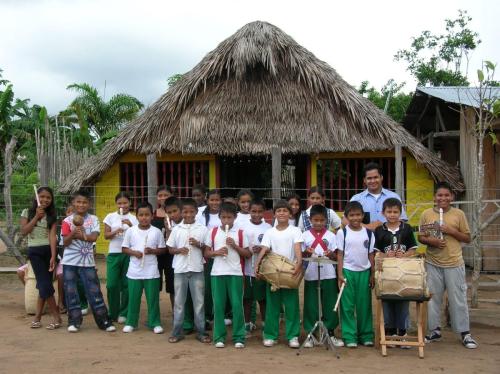 Puerto Inírida Paujil mayo 2008 (14)