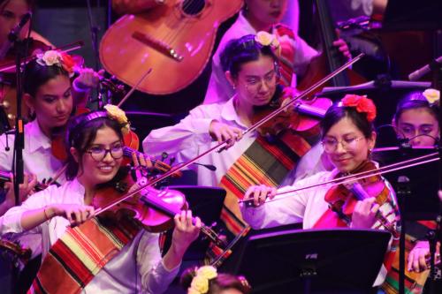 Mujeres en Armonía Mariachi Colombia México 2024