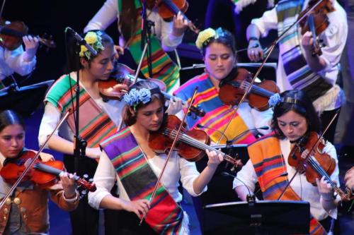 Mujeres en Armonía Mariachi Colombia México 2024