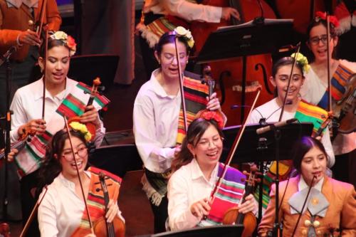 Mujeres en Armonía Mariachi Colombia México 2024